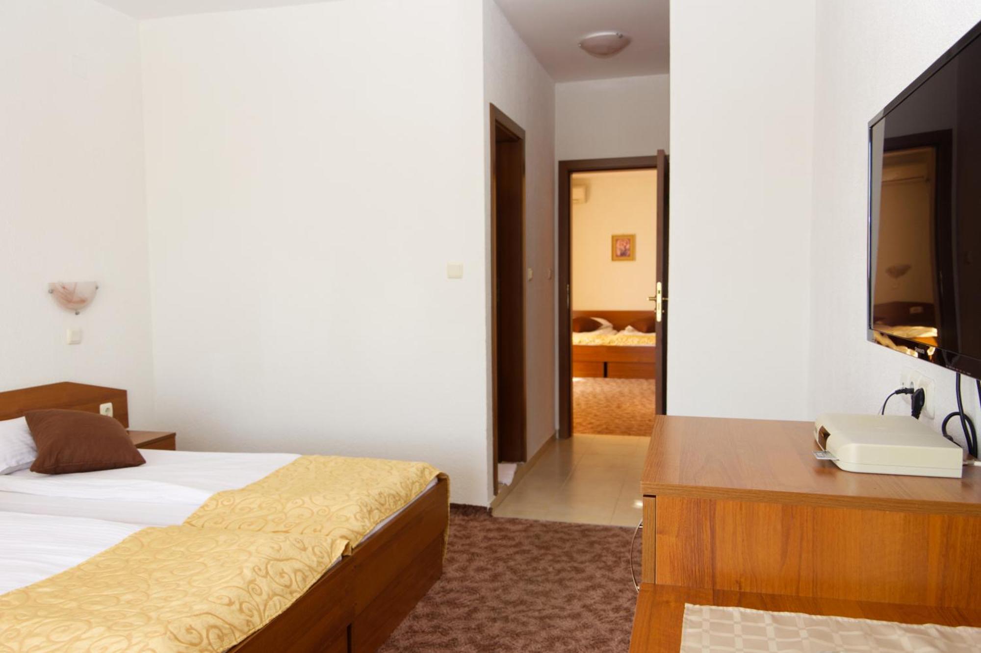 Hotel Genada スヴェティ・ヴラス エクステリア 写真